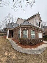 Building Photo - 141 Mill Pond Crossing