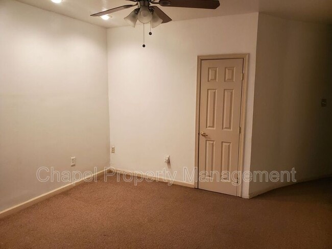 Photo - 2114 W Pacific St House