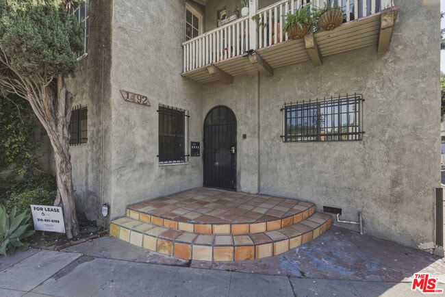 Building Photo - 1492 Silver Lake Blvd