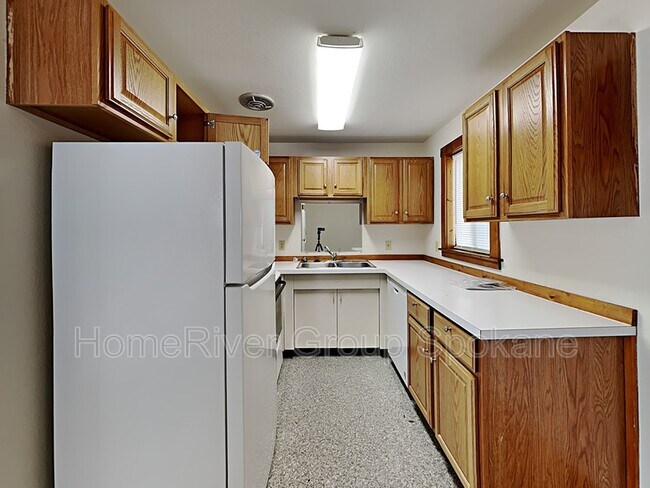 Foto del edificio - 5118 W Hoffman Pl