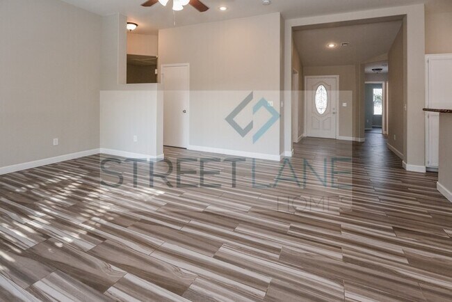 Foto del edificio - 1069 Pincay Dr