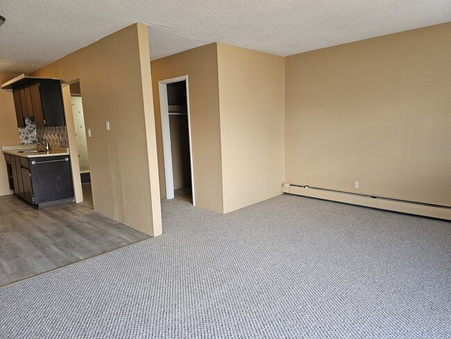 Building Photo - 33924 George Ferguson Way
