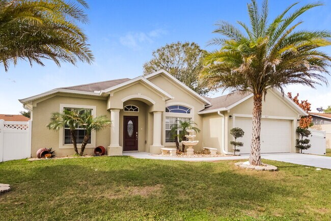 Building Photo - 265 Cranbrook Dr