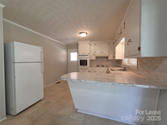 Foto del edificio - 402 E 18th St
