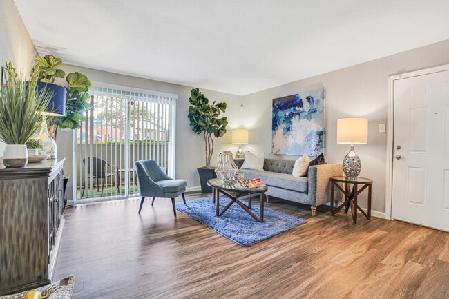 Building Photo - Westmount At Copper Mill