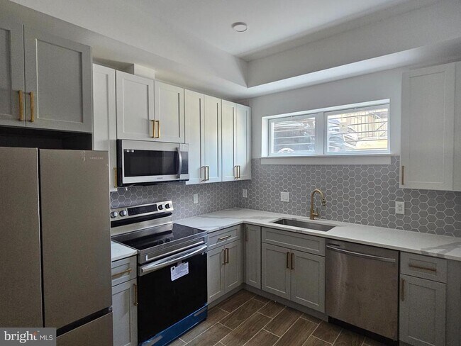 Foto del edificio - 2230 Nicholson St SE