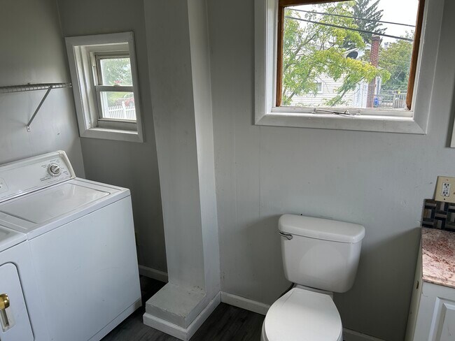 Laundry/half bath - 2518 3rd Ave