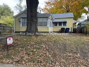 Building Photo - 3905 8th St