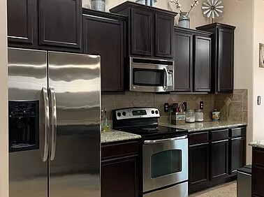 Foto del edificio - 1813 Amber Dr