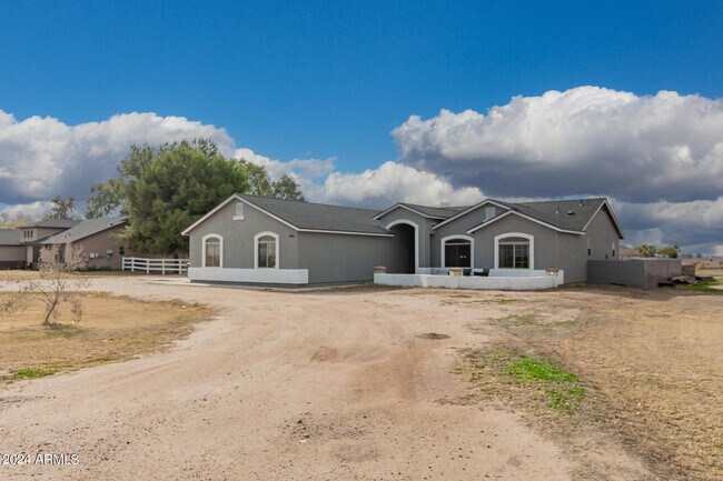 Building Photo - 7908 S 225th Ave