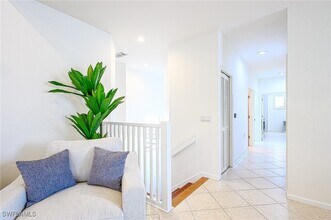 Building Photo - 7127 Blue Juniper Ct