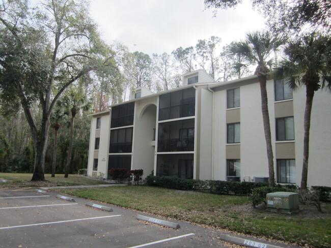 Foto del edificio - 1398 Shady Pine Way