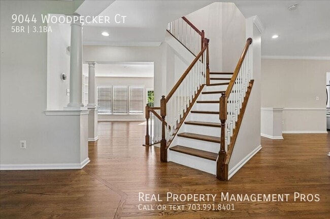 Building Photo - 9044 Woodpecker Ct