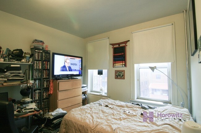 Building Photo - 34-48-48 32nd St