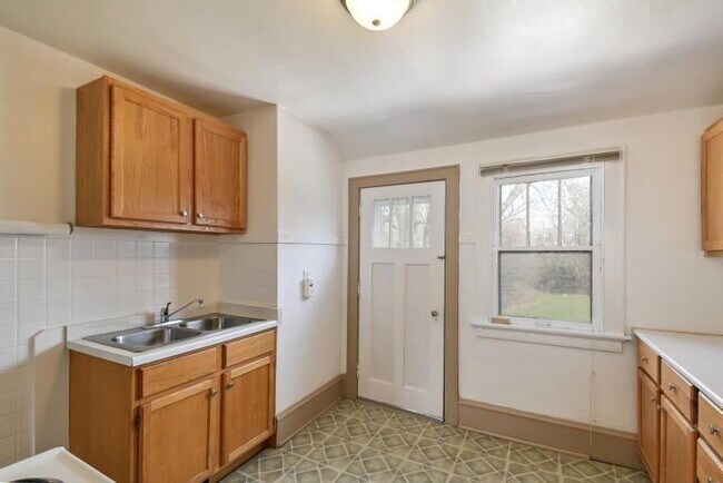 Foto del edificio - 9404 W Hayes Ave