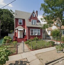 Building Photo - 214-19 Hollis Ave