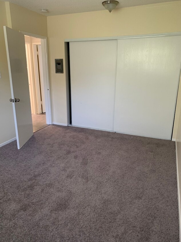 Primary Photo - Harbor Apartments