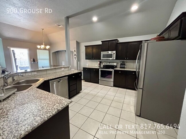 Building Photo - 900 Grouse Rd