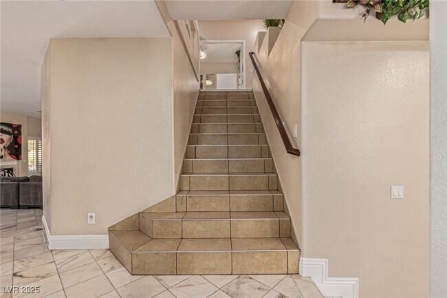 Foto del edificio - 9523 Coral Bell Ct