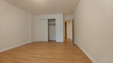 Building Photo - 41-07 Bowne St