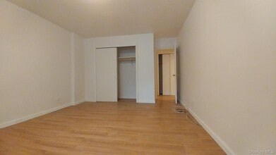 Building Photo - 41-07 Bowne St