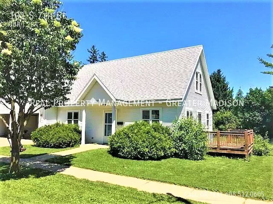 Spacious Home in the Heart of Mt. Horeb House for Rent in Mount Horeb