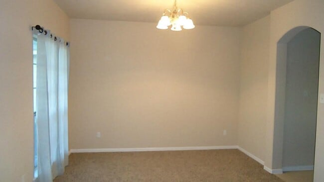 Building Photo - 22423 Albee Dr