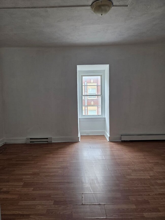 Building Photo - 510 N Pershing Ave