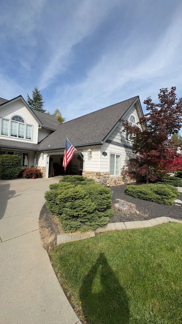 Building Photo - 2833 N Bristlecone Dr