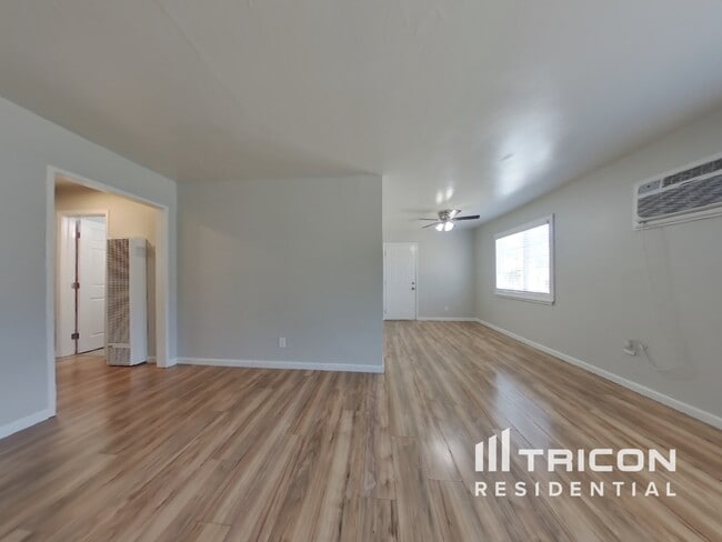 Foto del edificio - 5206 Standish Rd