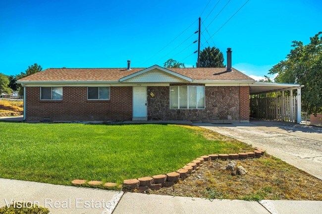 Foto del edificio - 4 br, 2 bath House - 1492 E 520 S