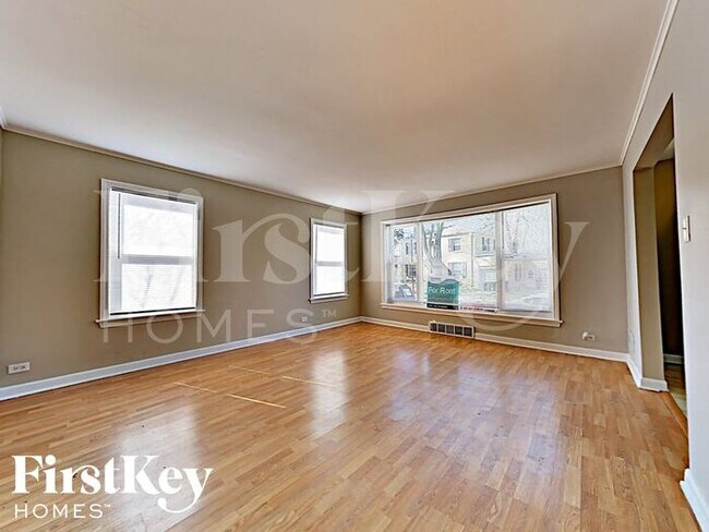 Building Photo - 1573 West 100th Place