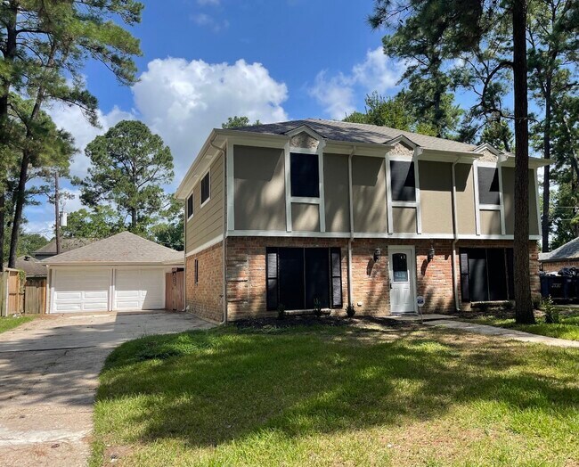 Foto del edificio - 2921 Roseheath Ln