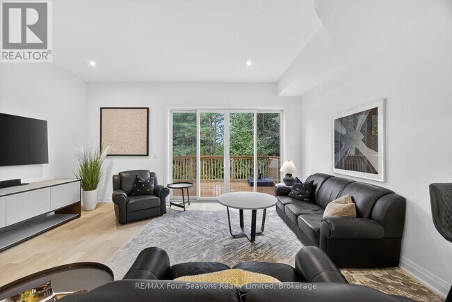 Photo du bâtiment - 25 Waterview Ln