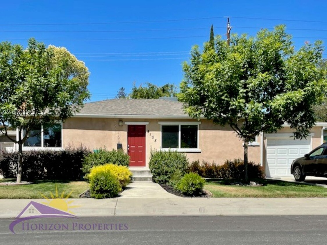 Foto principal - Remodeled 3 Bed 2 Bath 1,473 sqft home in ...