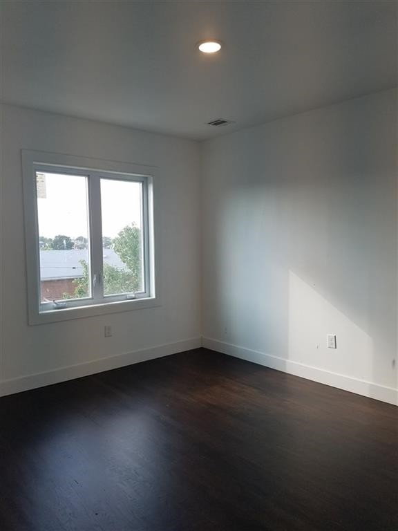 Building Photo - 4314 Meadowview Ave