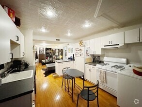 Building Photo - 107 Sussex St