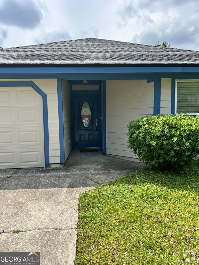 Building Photo - 136 Hamilton Dr