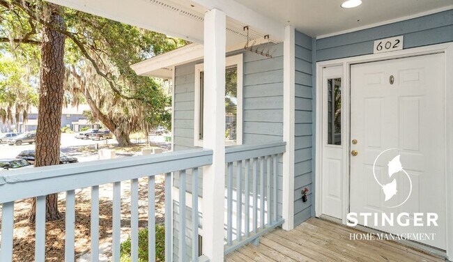 Foto del edificio - 2 Bedroom / 2 Bath For Rent In Parris Isla...