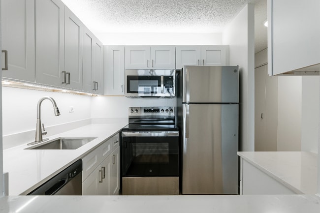 Photo - 211 E Wacker Dr Apartment