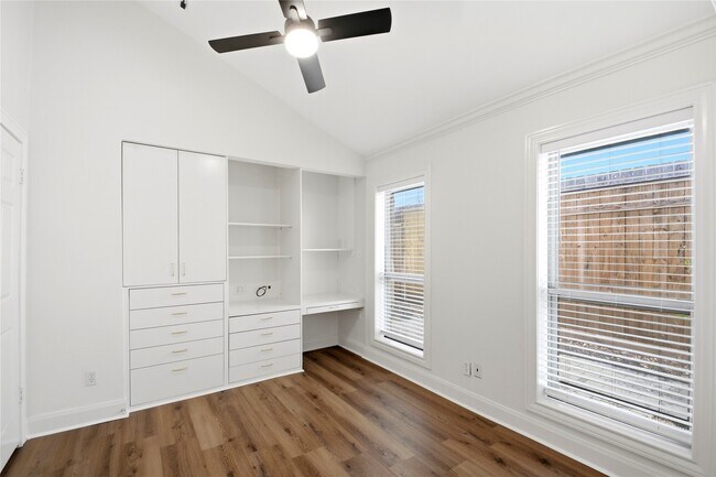 Foto del edificio - 2501 Driscoll St
