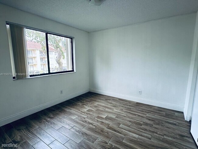 Building Photo - 3 br, 2 bath House - 9188 W Atlantic Blvd ...