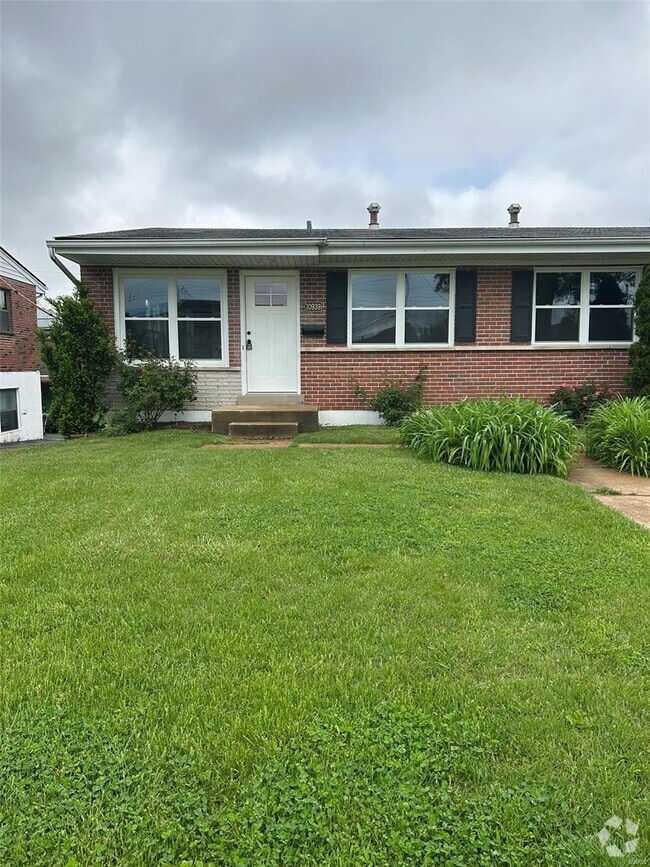 Building Photo - 10939 Brookings Dr