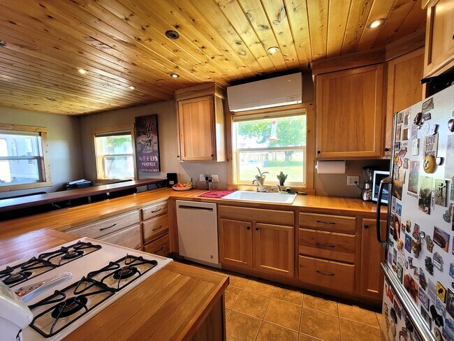 Foto del edificio - 63463 Gentry Loop