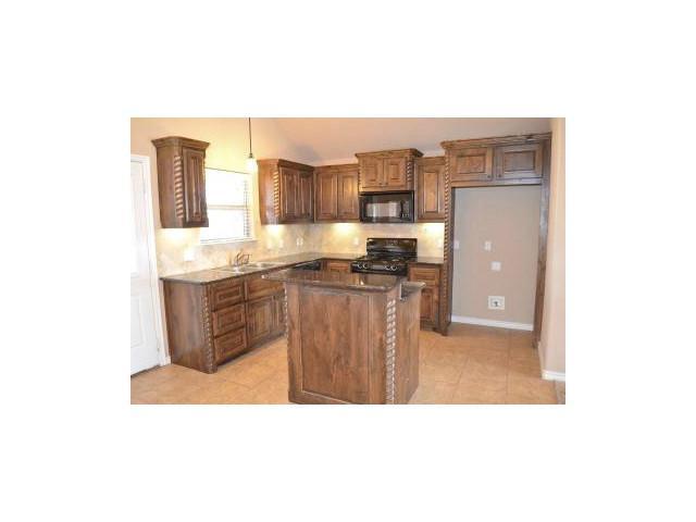 Foto del edificio - 3 bedroom single family home in excellent ...