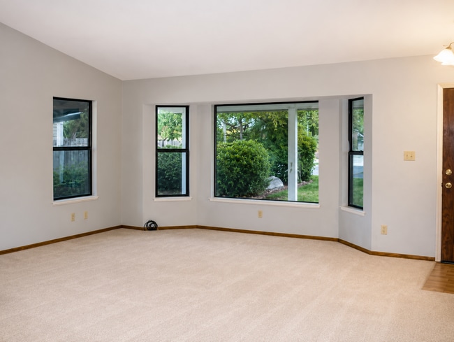 Building Photo - Established Neighborhood Gem with Pool & Two-Car Garage