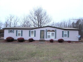 Building Photo - 261 Wing Dr