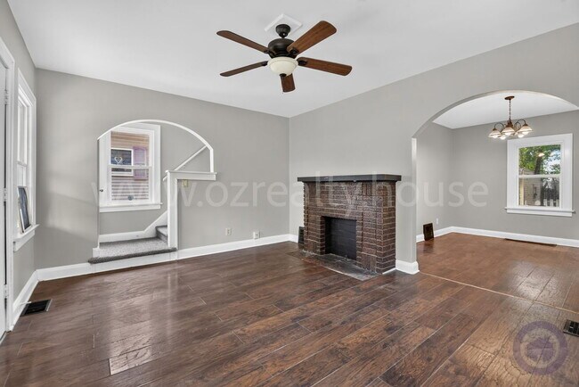 Foto del edificio - 2034 Berkshire Pl