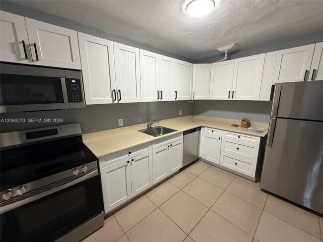 Foto del edificio - 1516 SW 5th Pl