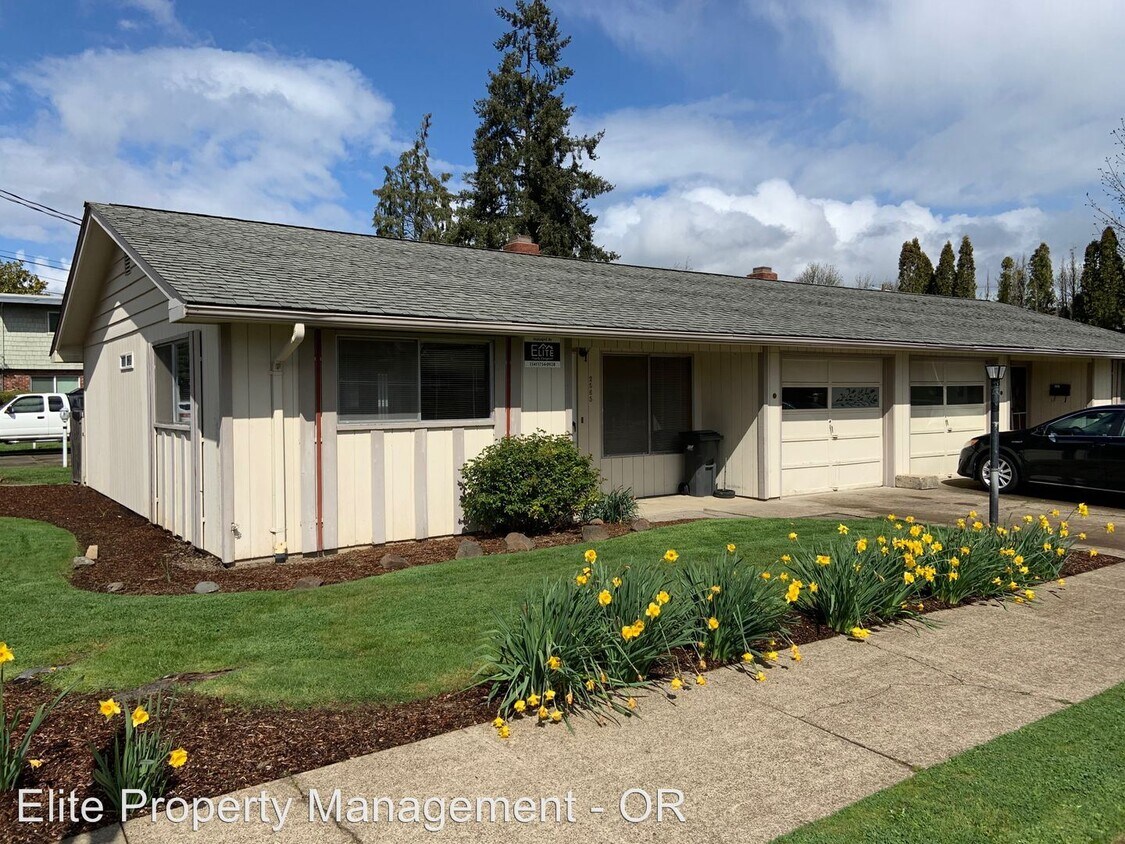 Foto principal - 2555 NW Lincoln Ave